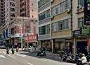 前鎮區-修文街店面，13.9坪