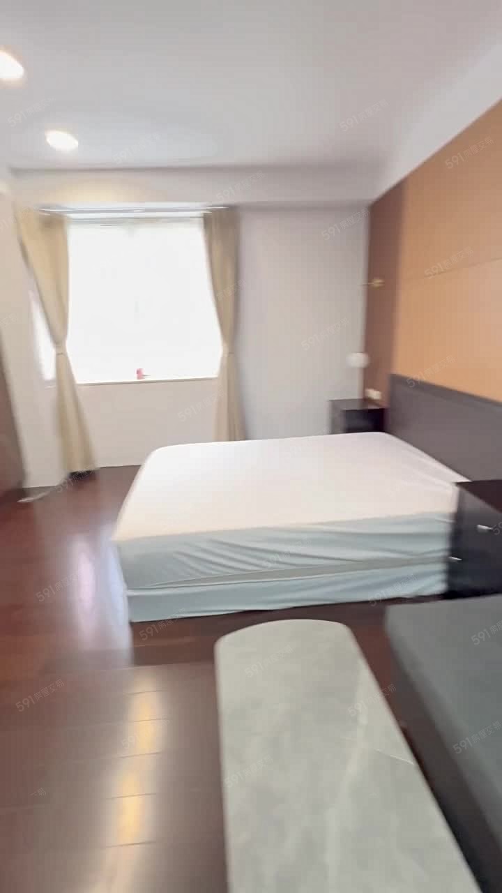 中山醫別墅大套房✨可雙租補✨獨洗✨超美大衛浴✨一層一戶僅三戶 - Image 1