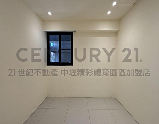 小檜溪重劃區!亞昕一見!全新裝潢四房車!輕鬆入住全新社區! - Image 6