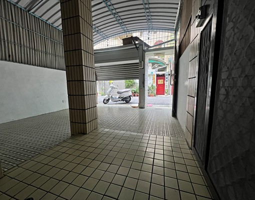 復國社區傳統車庫透天~ - Image 2