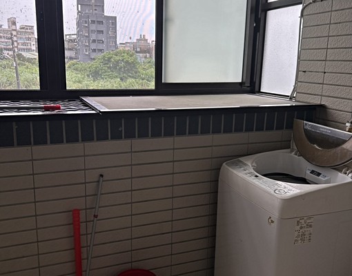 環境安靜,屋齡新,已整理整潔,適合小家庭或上班族,同學合租 - Image 2