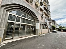 忠孝路27巷礁溪比佛利溫泉湯..