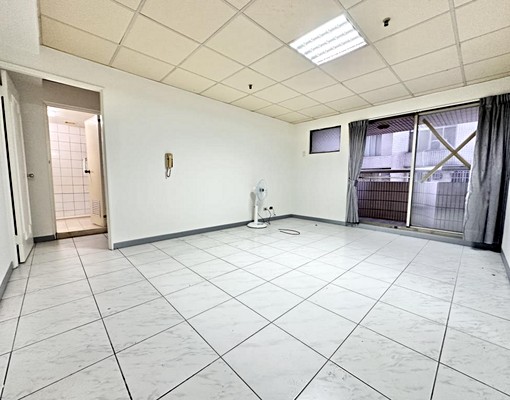 🎉免仲介費✅可租補│大昌正忠商圈│可寵物正三房🏆嘉暘社宅 - Image 2