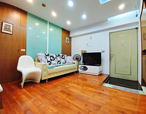 【大晟社會住宅】安平區2房木地板稀有釋出平車可租補🙌 - Image 1