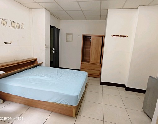 大里軟科套房有陽台採光好 - Image 3