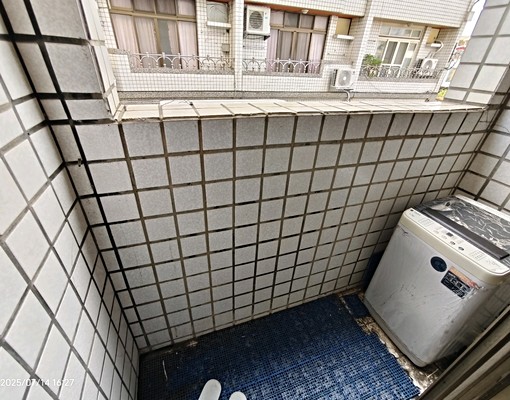 大里軟科套房有陽台採光好 - Image 6