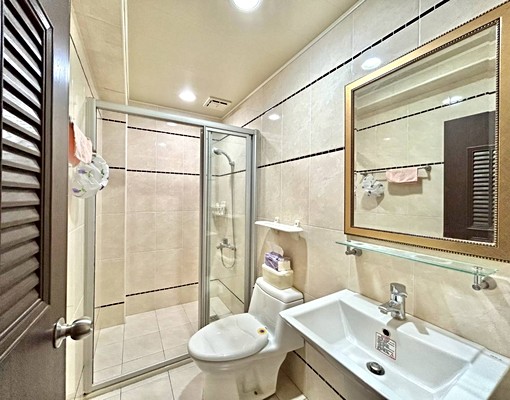 建工本館精美四大房車墅 - Image 8