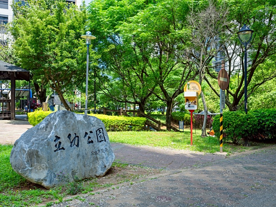 易捷聿白環境圖