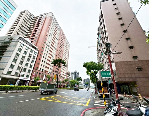 江子翠文化路上/電梯大三房/附家俱家電 - Image 3