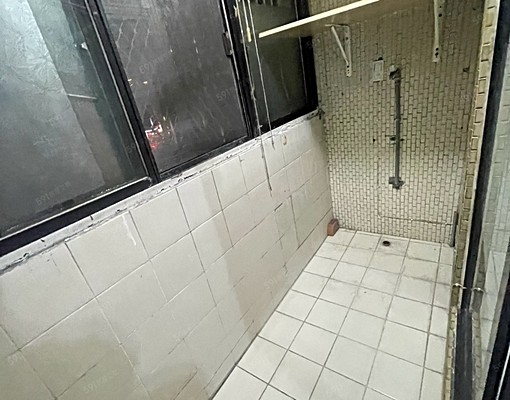 近後山埤站小資族溫馨大採光女性獨洗陽台電梯套房可代收垃圾 - Image 6