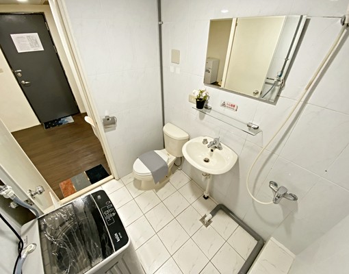 ✨8分鐘府中站✨租金包水電✨板橋採光電梯套房✨可寵租補收垃圾 - Image 7