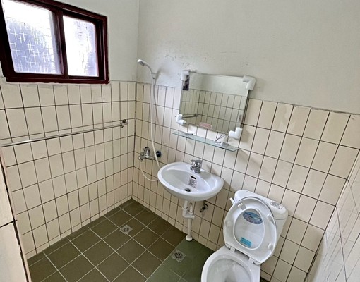 C大晟租屋免仲費稀有新翻新三房透天好停車超大後院戶籍租補 - Image 10