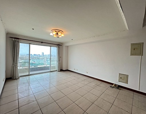 北區太子龍公園南路臨安路高樓層景觀宅4房平車 - Image 2