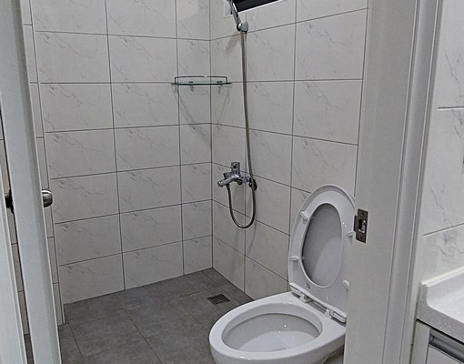 鄰近麥當勞~套房出租 - Image 3