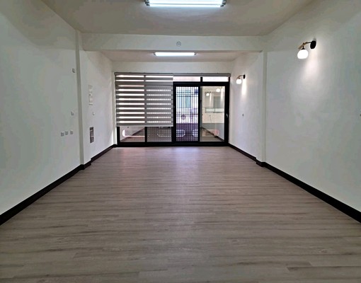 透天店面住家兩用,適合貿易辦公,事務所,補習班,謝絕餐廳。 - Image 2