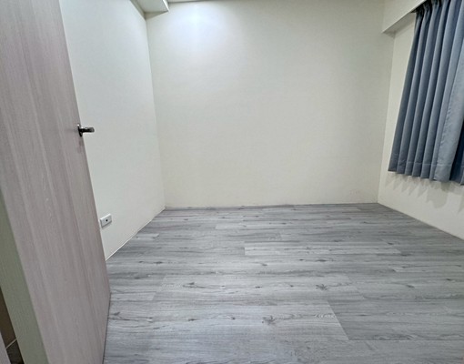 免仲介-可領補貼-A18全新裝潢三房車-五泰宗修 - Image 3