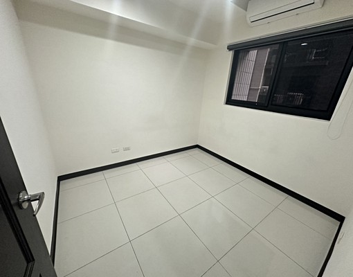 釋出第二間同戶型~格局超棒~可租補A7華亞~指名度社區兩房車 - Image 7