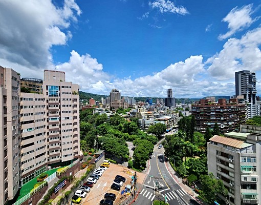 🏆寬悅團隊🏆房仲JJ獨家昇陽麗鉑全新裝潢高樓景觀戶車另租 - Image 1