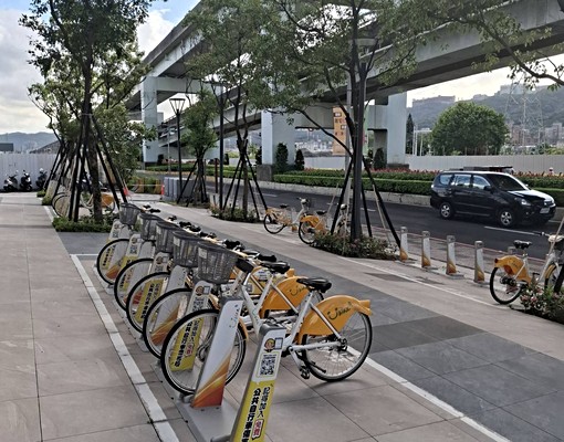 機捷6分鐘全新3房車高級裝潢可以租補入戶藉 - Image 14