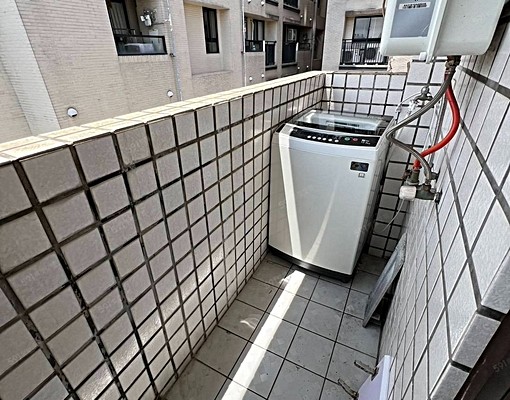 水湳市場大鵬國小旁/精美電梯華厦百萬裝潢大四房平車/可小狗 - Image 13