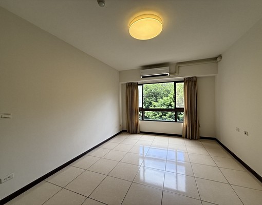 可申請補助入戶籍報稅新莊榮富國小公園旁音樂歐洲社區 - Image 2
