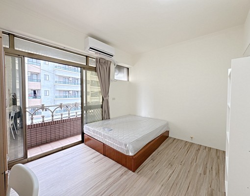 近西門商圈/新光三越/共生宅電梯雅房 - Image 8