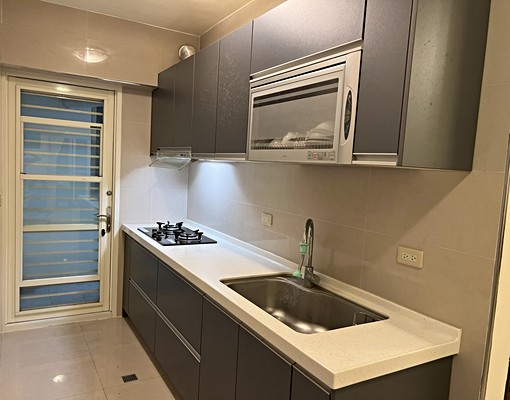 屋主自租|近大遠百商圈|鬧中取靜|生活機能佳|拎包入住 - Image 4
