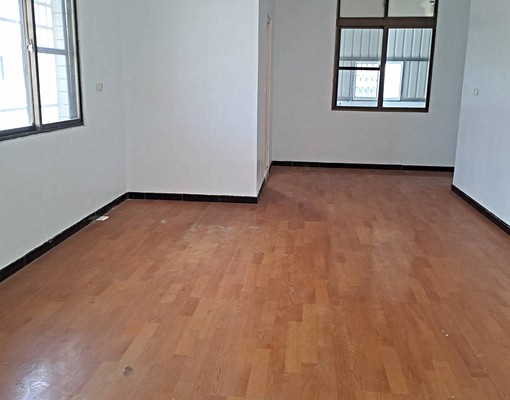 大灣△角窗透天大辦公室兼住家整層50坪 - Image 4