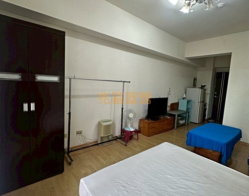 兆基社會住宅🏠大忠路有陽台大套房可租補請加line - Image 3