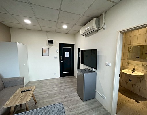 電梯大樓、代收垃圾|免仲介費、獨立洗衣、採光好房 - Image 5