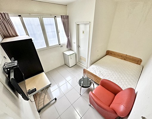 中國醫🍀超級便宜🍀租補🍀獨洗曬🍀衛浴開窗🍀採光滿分 - 591租屋網 - Image 4