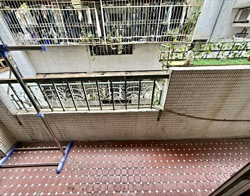 近中國醫藥大學套房可租補 - Image 3