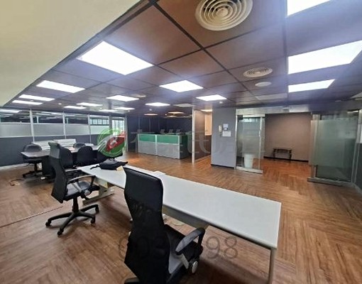 市政府旁質感大坪數商辦 - Image 4