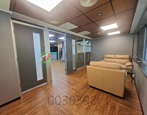 市政府旁質感大坪數商辦 - Image 10
