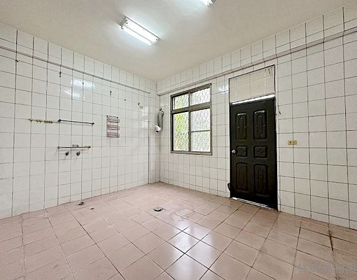 近善糖國小➪屋況良好透天車墅5房/可租補戶籍/員工宿舍 - Image 14
