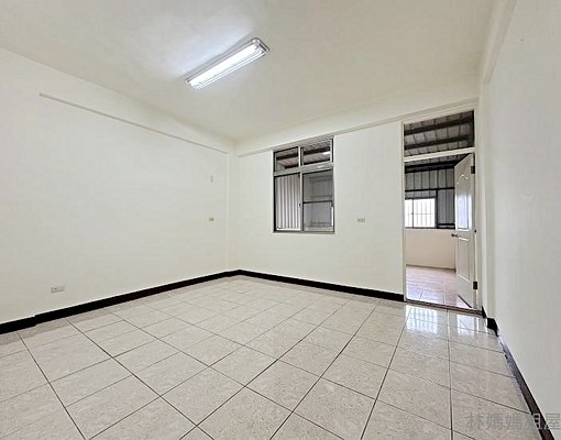近善糖國小➪屋況良好透天車墅5房/可租補戶籍/員工宿舍 - Image 9