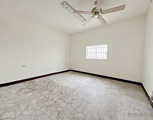 近善糖國小➪屋況良好透天車墅5房/可租補戶籍/員工宿舍 - Image 11