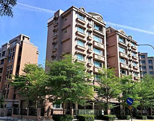 美式住宅,大直內科基湖路,電梯雙併坡平車位,獨立超大花園露台 - Image 12