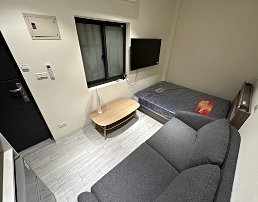 全新裝潢~一手入住~近捷運 - Image 1