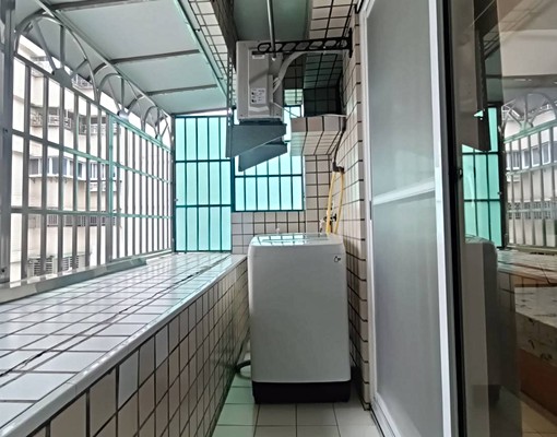 電梯套房-陽台獨洗台電台水計費-近愛河六合夜市大立百貨商圈 - Image 4