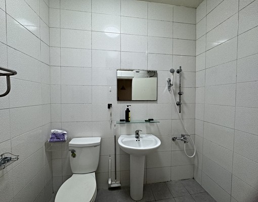 東區崇明學區~(文化中心).全新寢具.年繳優惠 - Image 9