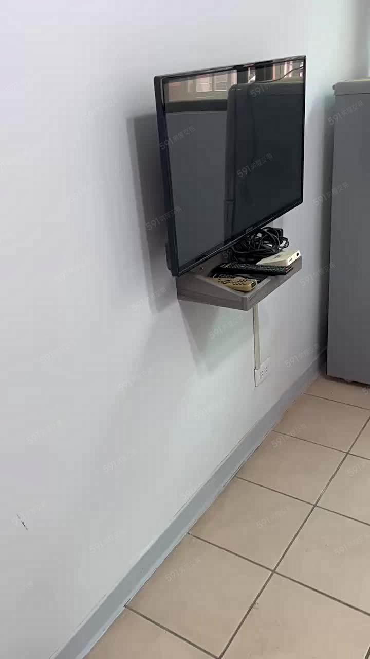 中原商圈歡喜樓電梯套房 - Image 1