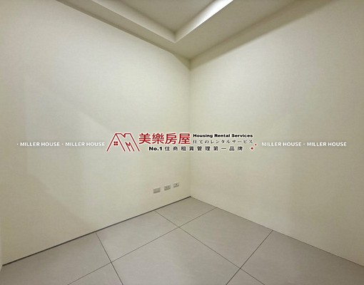 美樂*北門*近北車*有陽台*正三房*屋齡新*家具可談*首租* - Image 4