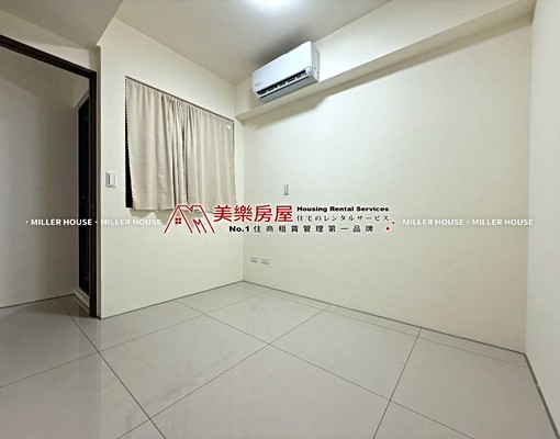 美樂*北門*近北車*有陽台*正三房*屋齡新*家具可談*屋況佳 - Image 6