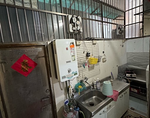 30K以下~門口好停車-員山路住辦1~2樓 - Image 4
