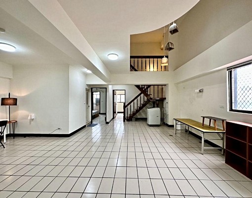 可三代同堂👍捷運站旁邁阿蜜大空間視野戶 - Image 1