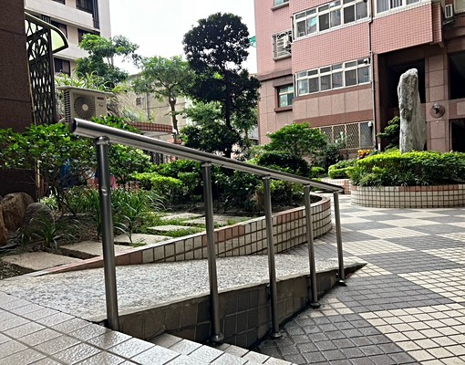 稀缺江翠站旁/電梯大樓3房/低管理費/通風明亮 - Image 9