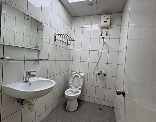 經國路一段近民生路~光華東街大套房出租 - Image 5