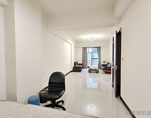 近安南科工~透天4房可店住/營登/租補 - Image 7