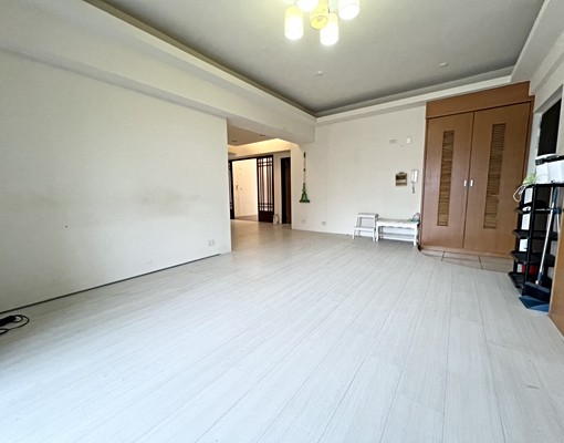 南屯八期海德堡四房視野戶近秀泰好市多豐樂公園🉑租補 - Image 5